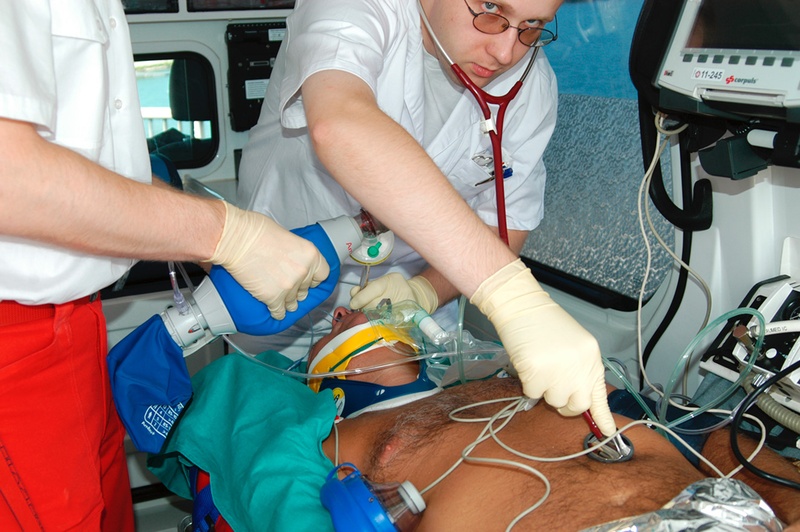 Abhören des Patienten