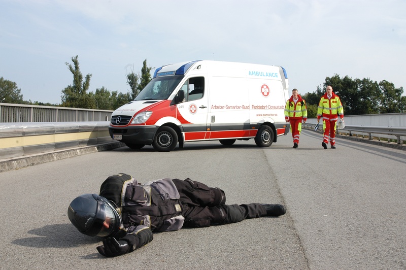 Annäherung an den Patienten © Michael Motal, 