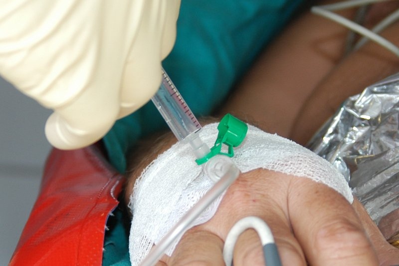 Verabreichung über Venflon durch befugtes Personal